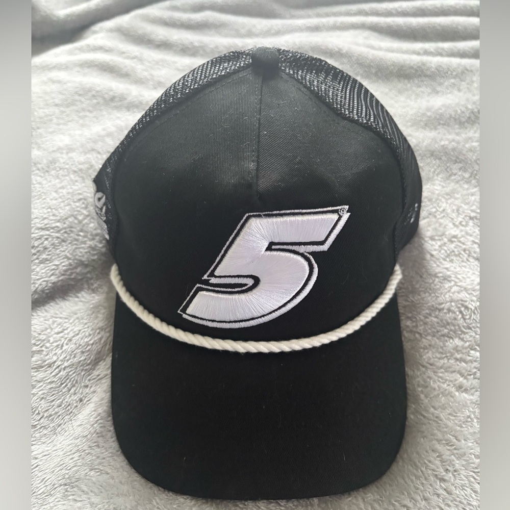 NASCAR Hendrick Motorsports #5 Kyle Larson Black trucker hat